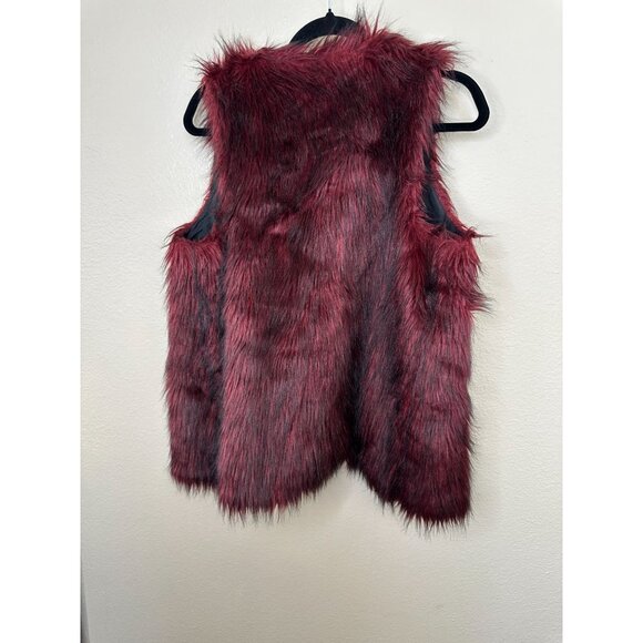 Material girl Womens Red Faux Fur Vest Large acrylic open‎ front - Picture 6 of 7